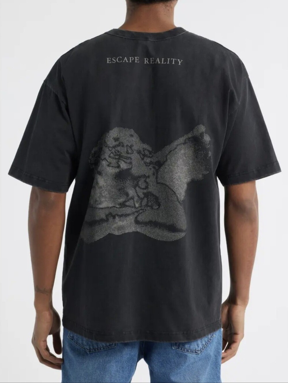 PacSun Tshirt Escape Reality